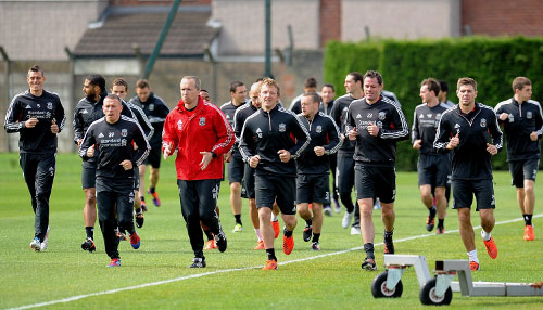 顶着防守也 顶着防守也