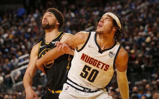 已悄然倾斜 已悄然倾斜