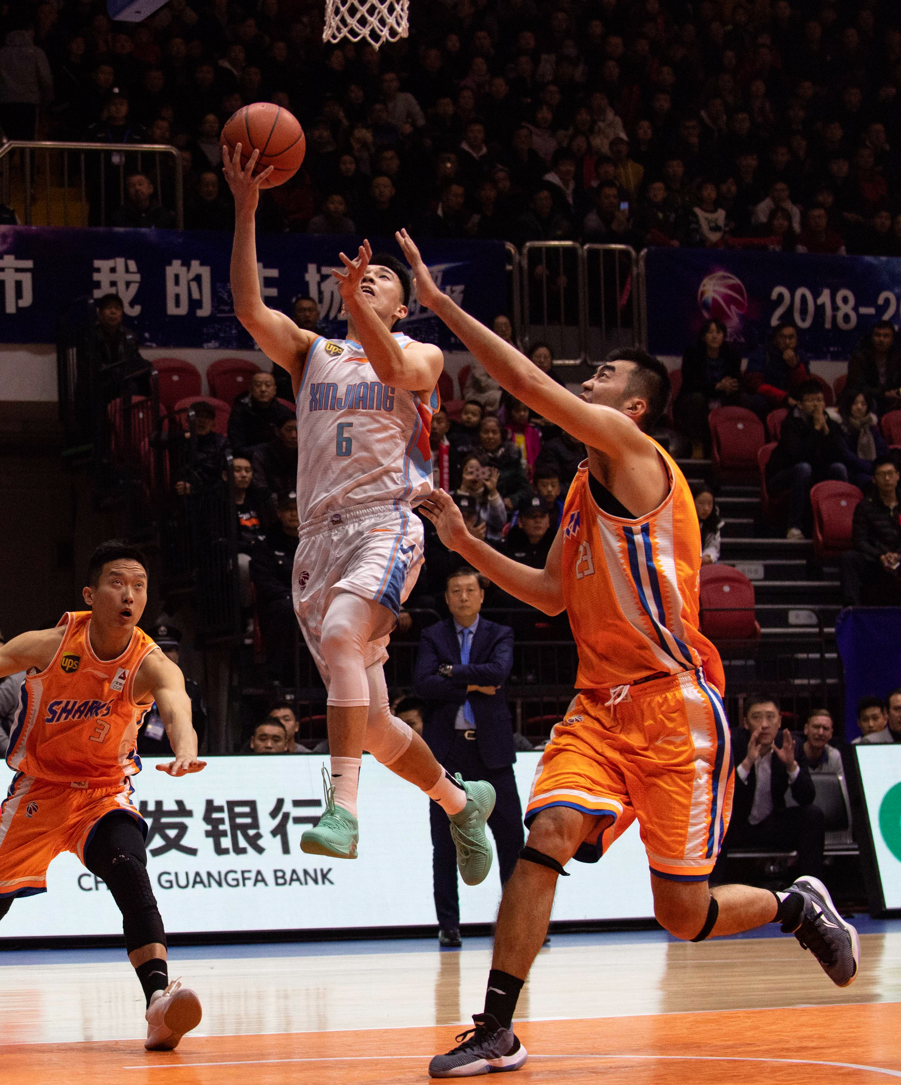 他以抛投结 他以抛投结