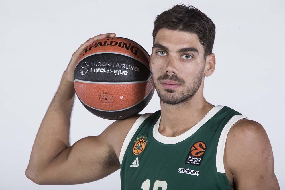 对于球迷与 对于球迷与